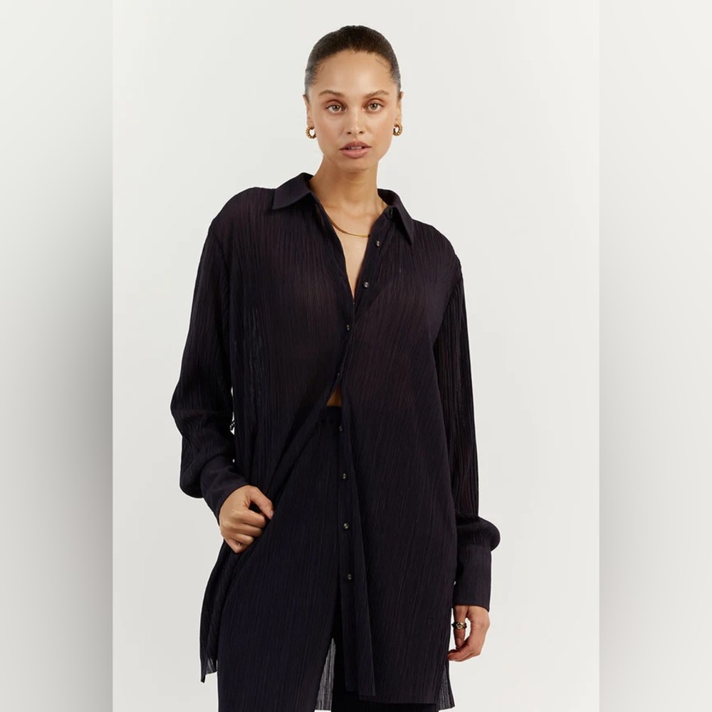DISSH PORTER INK BLUE PLISSE COLLARED SHIRT NWT